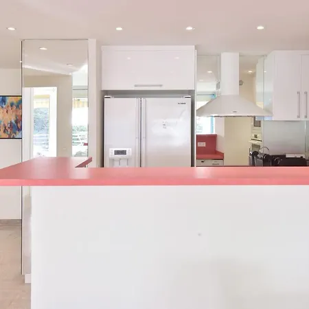 Prestigious With Terrace And Pool Appartement *